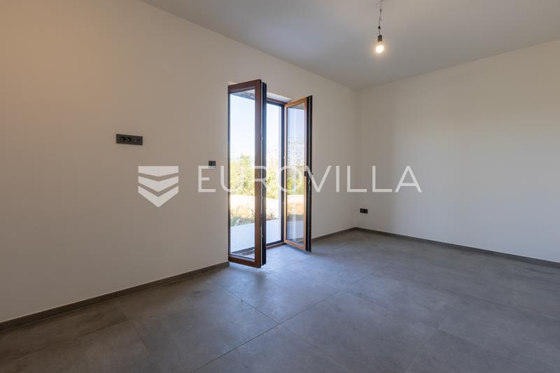 Isztria, Modern villa úszómedencével és kilátással az Učka-hegyre és a természetre - 25