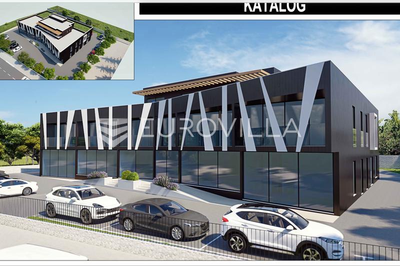 Kaštel Sućurac, 765 m²-es üzleti épület 6 lakással és nagy parkolóval elérhető - 2