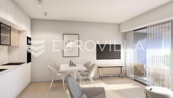 Split - Podstrana | Két hálószobás apartman az első emeleten loggiával