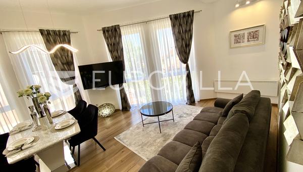Istrie, Pula, luxusní, moderně vybavený dvoupokojový byt, soukromá rezidence, 85 m²