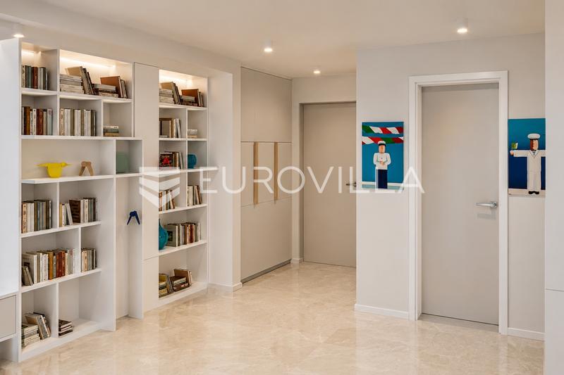 Opatija Privé, exkluzivní čtyřpokojový byt 141,37 m², bazén, posilovna - 10