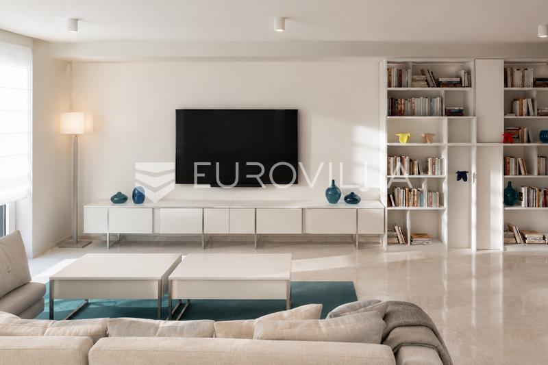 Opatija Privé, exkluzivní čtyřpokojový byt 141,37 m², bazén, posilovna - 9