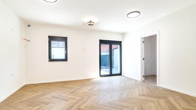 Zagreb, Ravnice, atraktivan trosoban stan s terasom i vrtom, 63 m²
