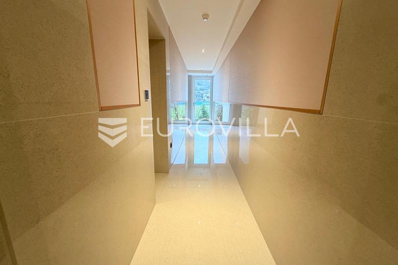 Crikvenica, EXCLUSIVE NEW DEVELOPMENT, one-bedroom apartment 19 m² A25, close to the sea, wellness