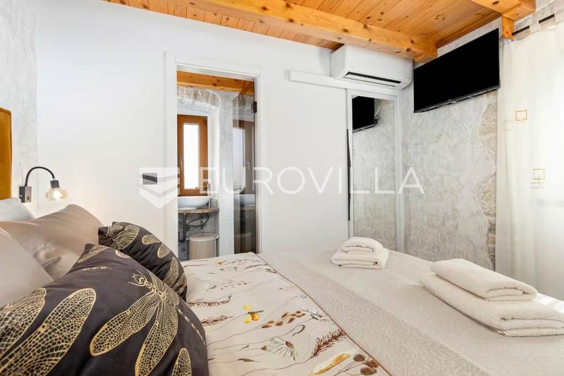 Istria, Cabrunici, viehättävä kivitalo uima-altaalla ja lisätilalla pitkäaikaiseen vuokraukseen - 8