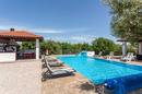 Krk, Dobrinj, rustikalna villa s grijanim bazenom od 60 m², jacuzzijem, saunom i fitnessom - 3