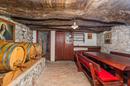 Krk, Dobrinj, rustikalna villa s grijanim bazenom od 60 m², jacuzzijem, saunom i fitnessom - 14