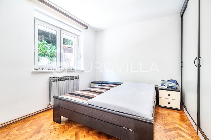 Zagreb, Jandrićeva Street - Three-bedroom apartment with two balconies, a garage, a parking space, a - 4