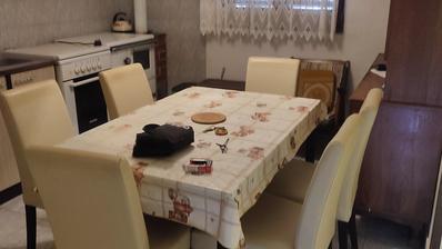 Josipdol, El değmemiş doğayla çevrili, sakin bir mahallede ev