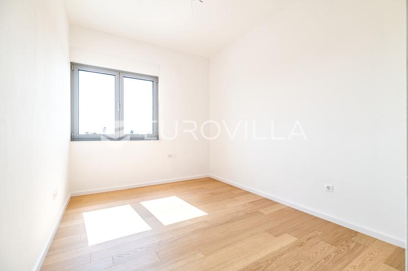 Velika Gorica, prekrasan četverosoban stan 115 m² - 6