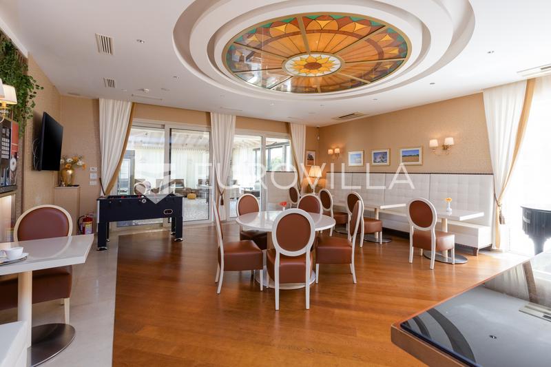 Istra, Pula, luksuzni butični hotel na iskani lokaciji s pogledom na morje - 14