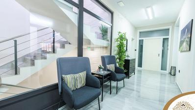 Požega, moderna poslovna pisarna s čakalnico