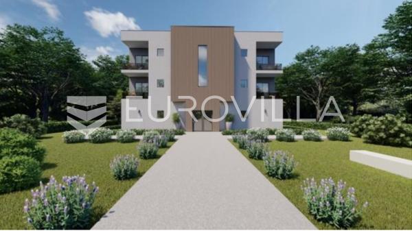 Isztria, Porecs - kétszobás lakás 76,50 m2 NKP a modern új építésű épület 1. emeletén