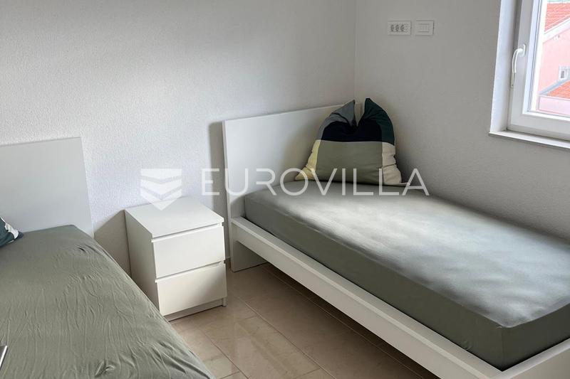 Crikvenica, moderno appartamento con quattro camere da letto, terrazza sul tetto e vista mare, 75 m² - affitto annuale - 4