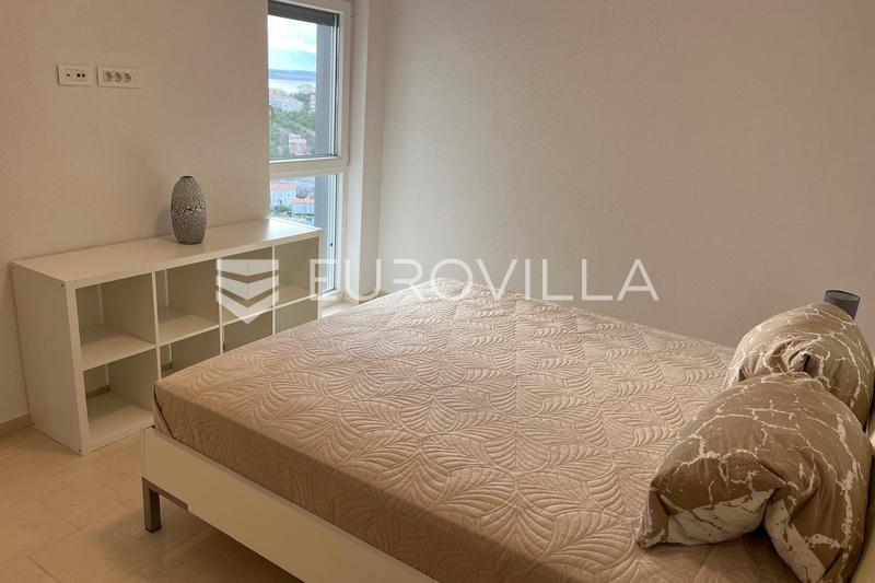 Crikvenica, moderno appartamento con quattro camere da letto, terrazza sul tetto e vista mare, 75 m² - affitto annuale - 3