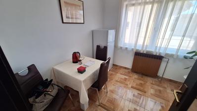 Karlovac, Gornje Mekusje, casa 95 m², vicino al centro