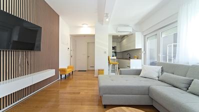 Osijek, Centar, prvi najam garsonjere u novogradnji, 37 m²