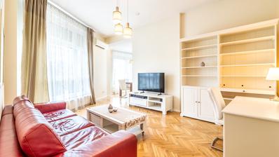 Zagreb, Petrova, uitstekend tweekamerappartement van 65 m² met garage, te huur.