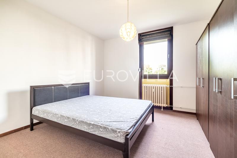 Zagreb, Travno, etværelseslejlighed trænger til renovering, nettoareal 65,32 m² - 4