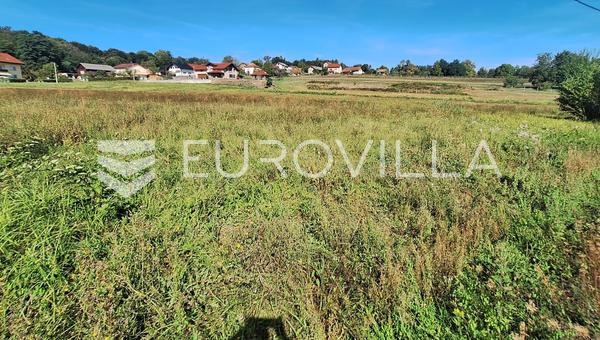 Karlovac, Donja Jelsa, byggegrund 6000 m², mulighed for udstykning