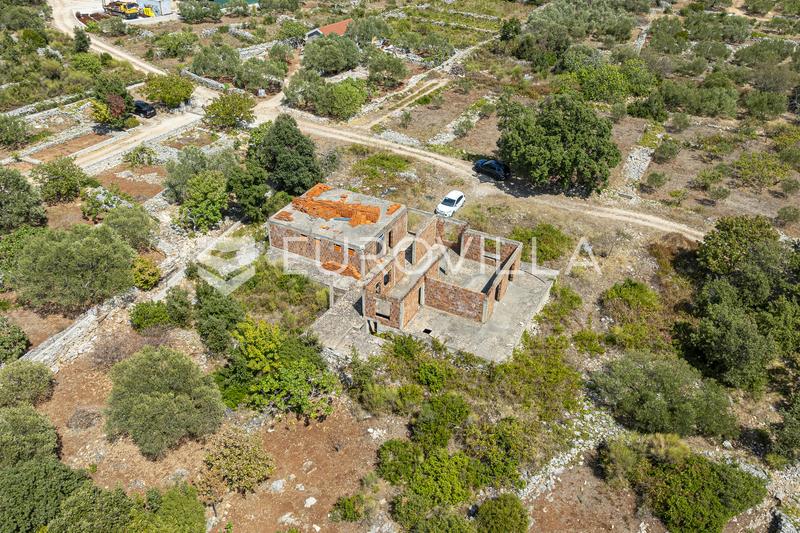Peljesac, Loviste, uferdig hus på byggetomt - 4