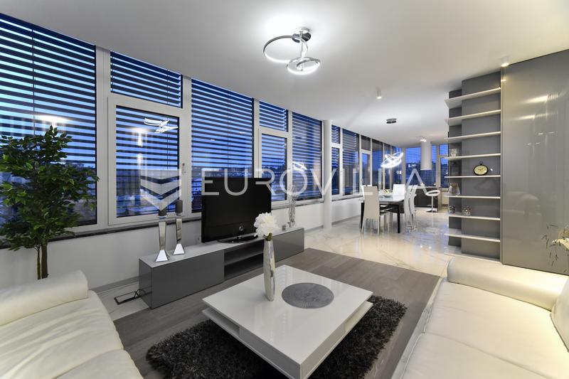 Zagrebe, Medvedgradska, luxuoso apartamento de dois quartos com 139,36 m² e 2 lugares de estacionamento na garagem - 1
