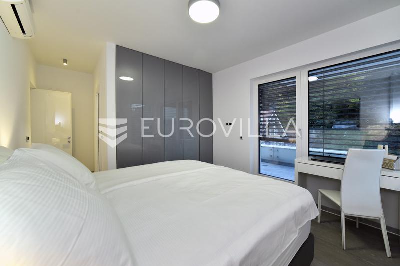Zagrebe, Medvedgradska, luxuoso apartamento de dois quartos com 139,36 m² e 2 lugares de estacionamento na garagem - 23