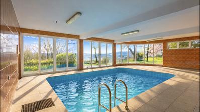 Ljubeščica, kuća s unutarnjim bazenom na 1040 m² okućnice, mirna lokacija, pogled