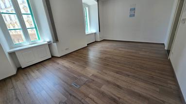 Centrum van Rijeka, kantoorruimte te huur, 115 m², 2e verdieping