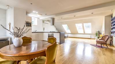 Medvedgradska, luxury two bedroom apartment 101 m²