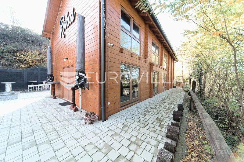 Baranja - turistický a obchodní komplex na pozemku o rozloze 16.000 m² - 19