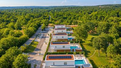 Istrien, Labin - toppmodern villa B, uppvärmd pool 48 m², 2402 m² anlagd trädgård