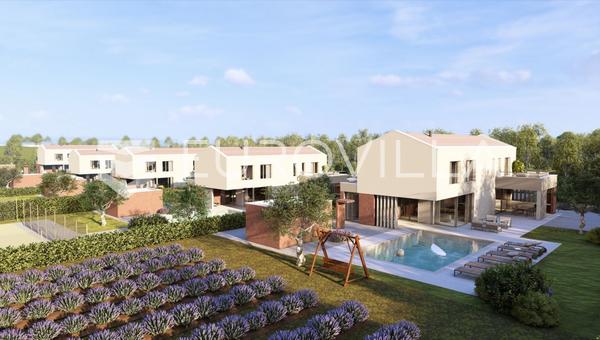 Istrie, Labin - spicková moderní vila B, vyhřívaný bazén 48 m2, 2402 m2 upravené zahrady