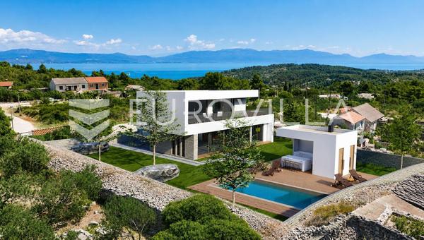 Šolta, land with a project for a villa