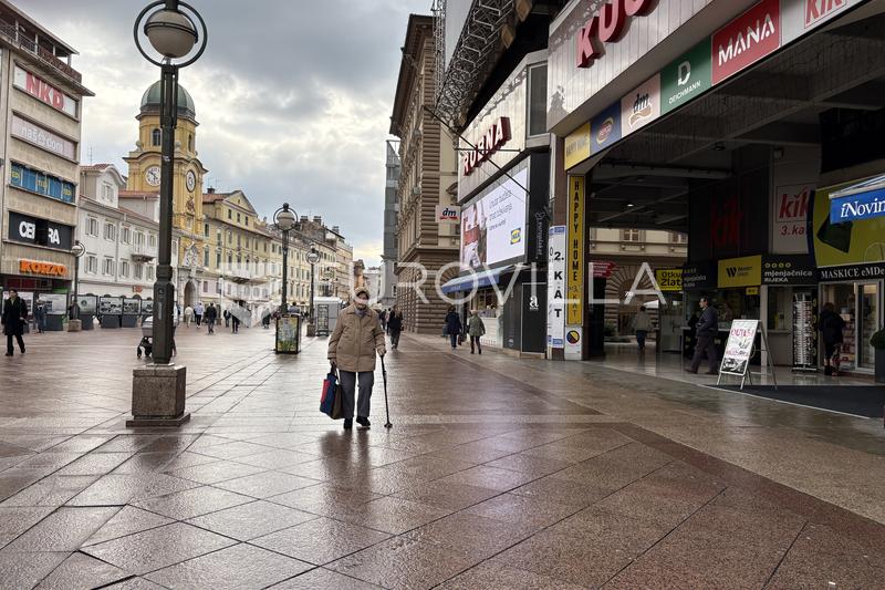 Rijeka, Centar, poslovni prostor površine 75m2