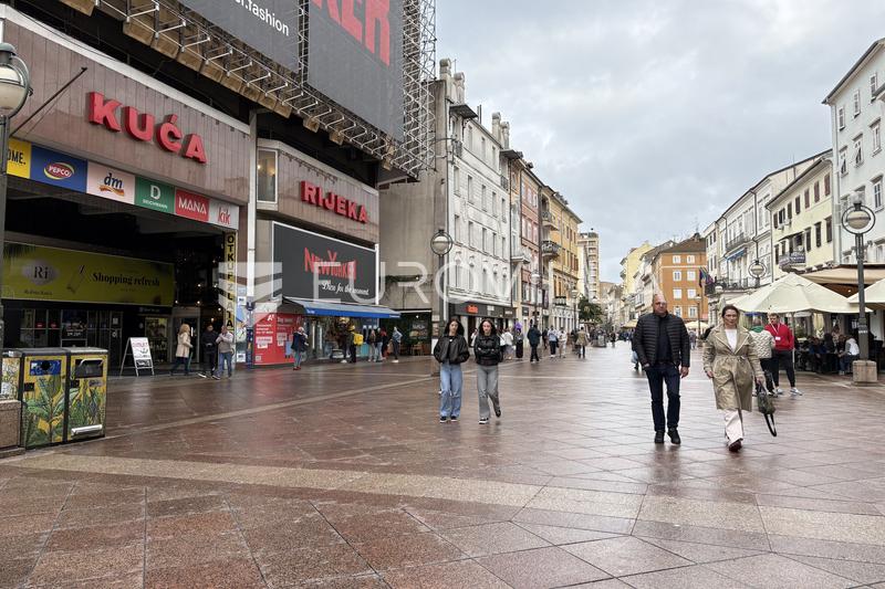 Rijeka, Centar, poslovni prostor površine 75m2