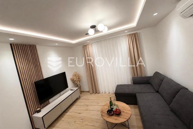 Kaštel Novi, nově zrekonstruovaný dvoupokojový byt - 2