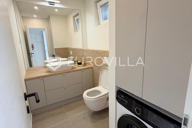 Kaštel Novi, nově zrekonstruovaný dvoupokojový byt - 9