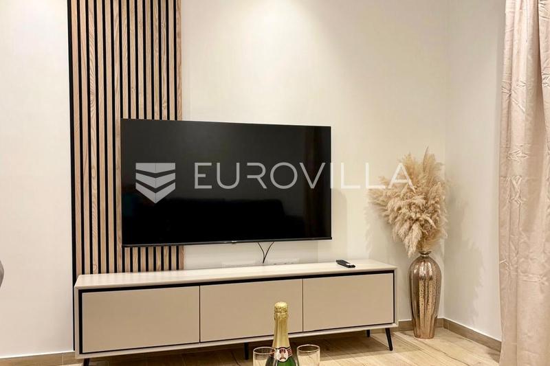 Kaštel Novi, nově zrekonstruovaný dvoupokojový byt - 3