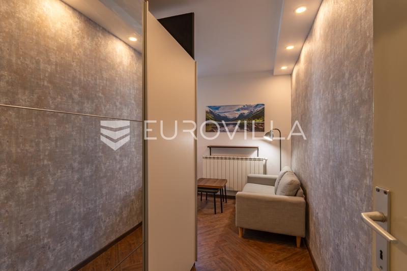 Varaždin, Centar, uređen stan površine 30,85 m² - 4
