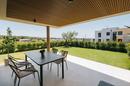 Istria, Novigrad, un apartamento de dos dormitorios en planta baja con jardín de 115 m², plaza de aparcamiento, piscina compartida - 2
