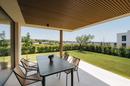 Istria, Novigrad, un apartamento de dos dormitorios en planta baja con jardín de 115 m², plaza de aparcamiento, piscina compartida - 3