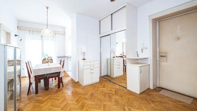 Zagreb, Centar, uređen trosoban stan površine 57 m²