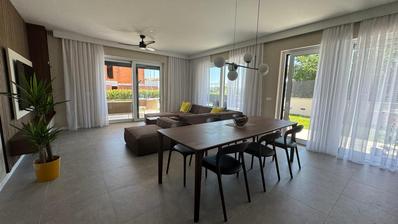 Istra, Tar, trosoban stan u prizemlju s privatnim bazenom