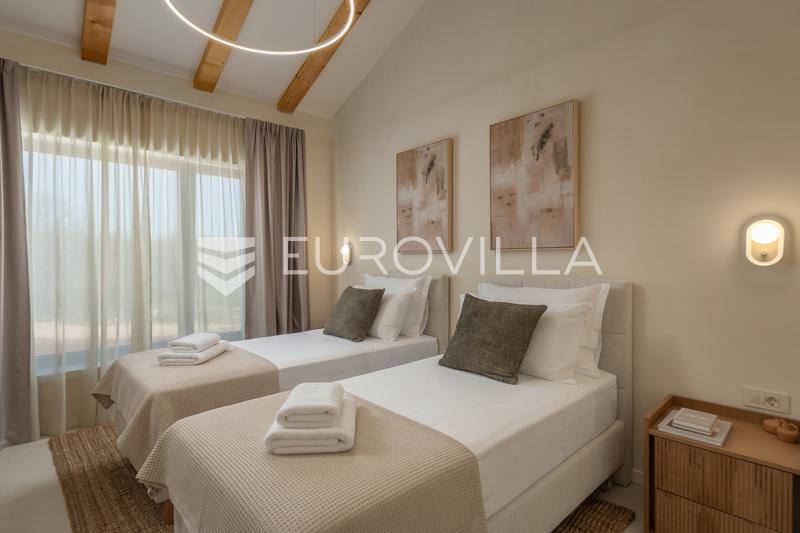 Istrien, Labin - top moderne villa C, opvarmet pool 48 m², 2386 m² anlagt have - 29