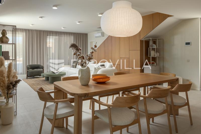 Istrien, Labin - top moderne villa C, opvarmet pool 48 m², 2386 m² anlagt have - 47