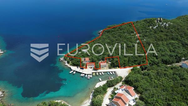 Peljesac, Osobjava, terreno atractivo, primera línea de mar