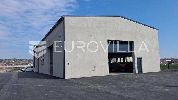 Slavonski Brod - Almacén/Instalación de producción de nueva construcción en alquiler, 555 m² - Cerca de la autopista