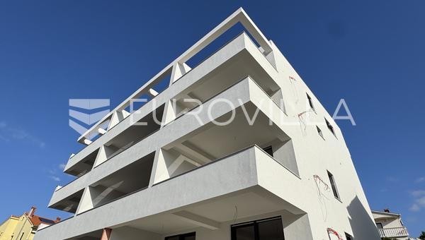 Apartamento de dos habitaciones en Povljana, Pag, a 180 m del mar.