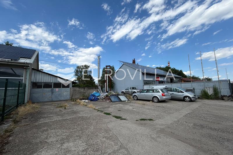 Đakovo, Industrijska zona, 4 hale/poslovna prostora i građevinsko zemljište - 24